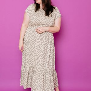 Randi Plus Size Midi Dress - Savanna Stripe - 图片 4