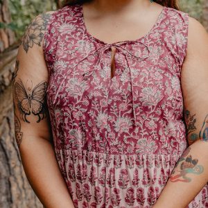 Thais Tiered Sleeveless Plus Size Dress - Magenta Vine Floral - Image 4