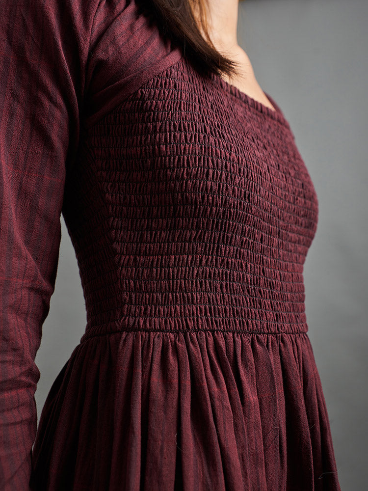 Hailee Smocked Midi Dress - Maroon Plaid - 图片 3