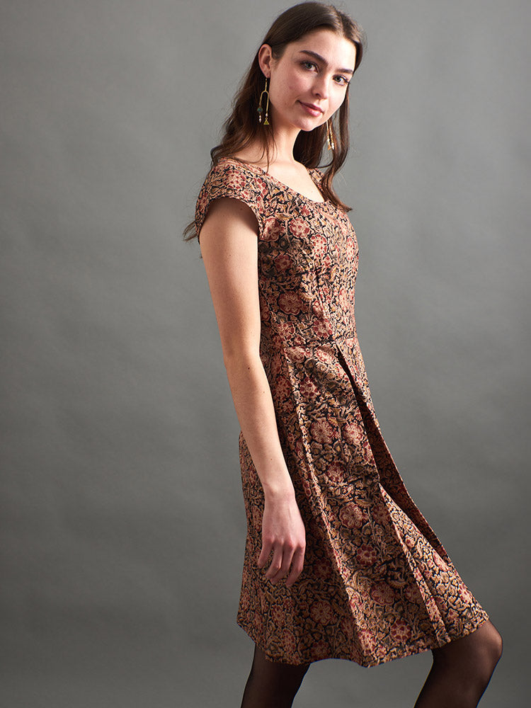 Vintage Pleat Dress - Black Floral - Image 4