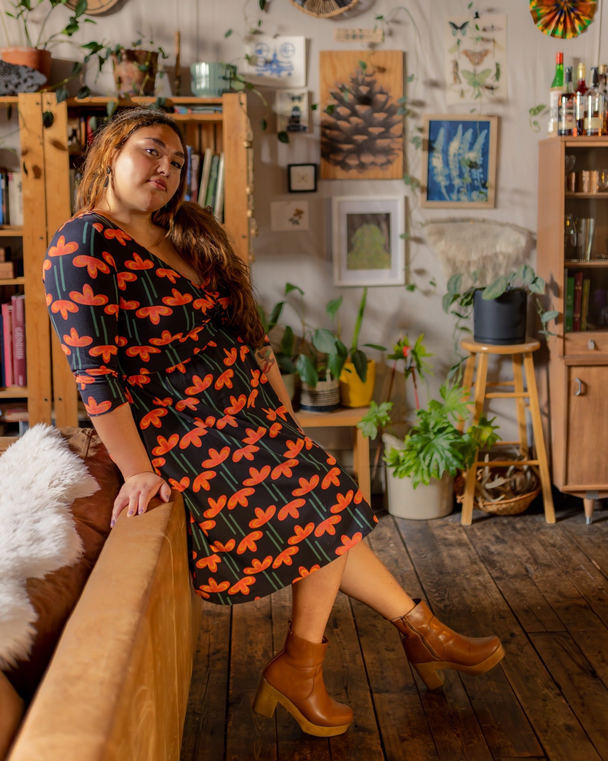 Callie 3/4 Sleeve Wrap Dress - Mod Daisy Poppy - Image 4