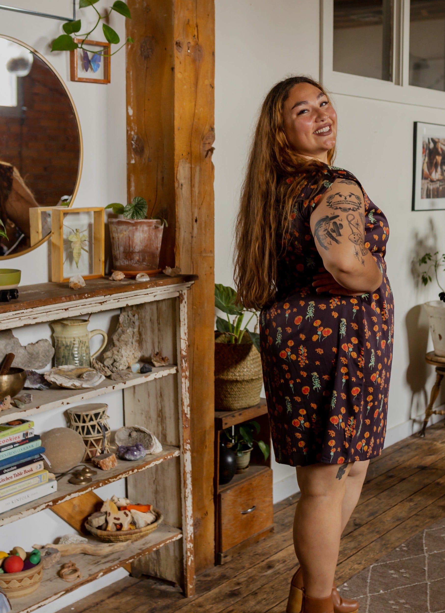 Artsy Traveler Plus Size Dress - Botanical Dusk - Image 3