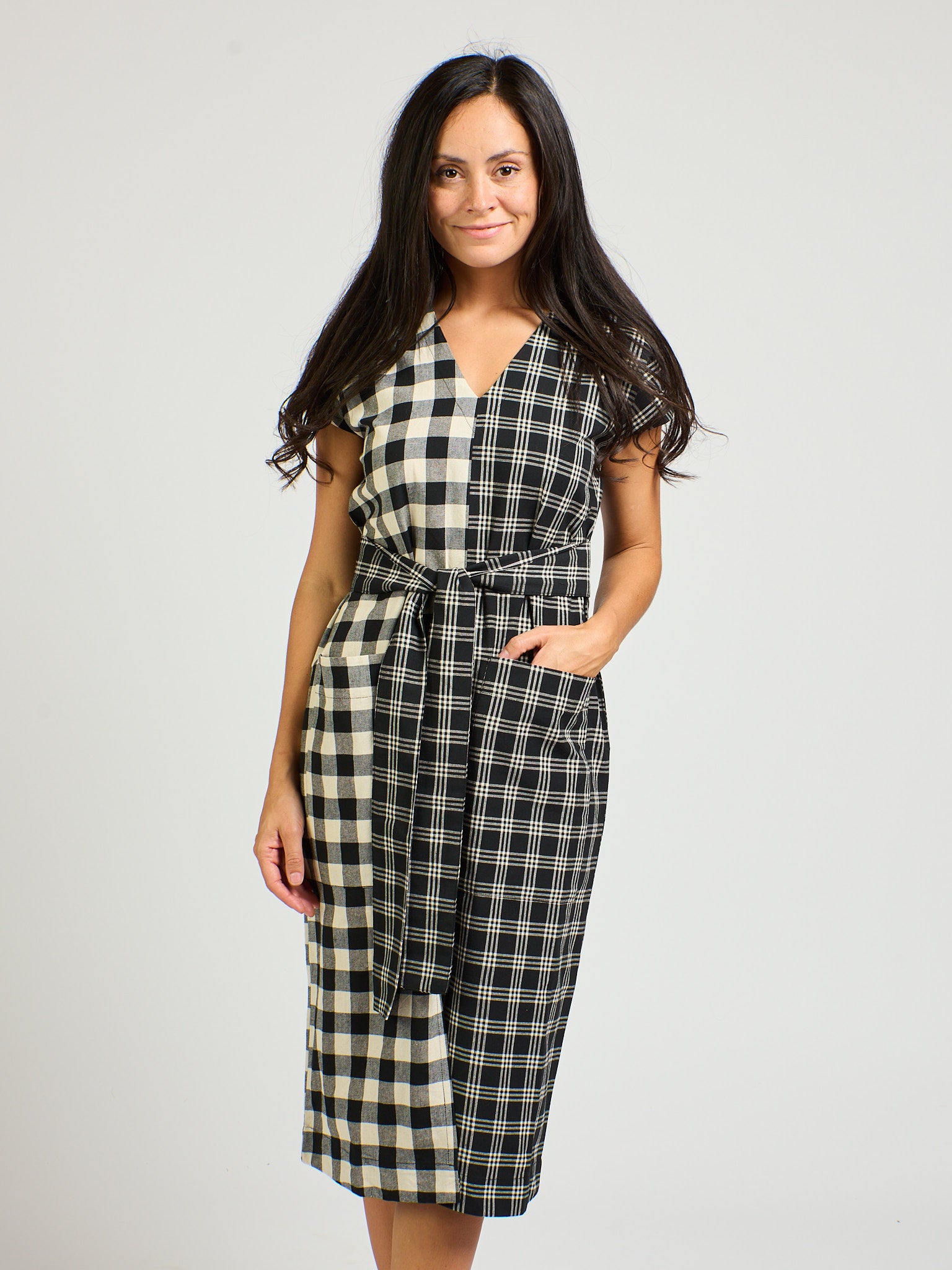 Padma Pocket Dress - Black and White Mix - 图片 6