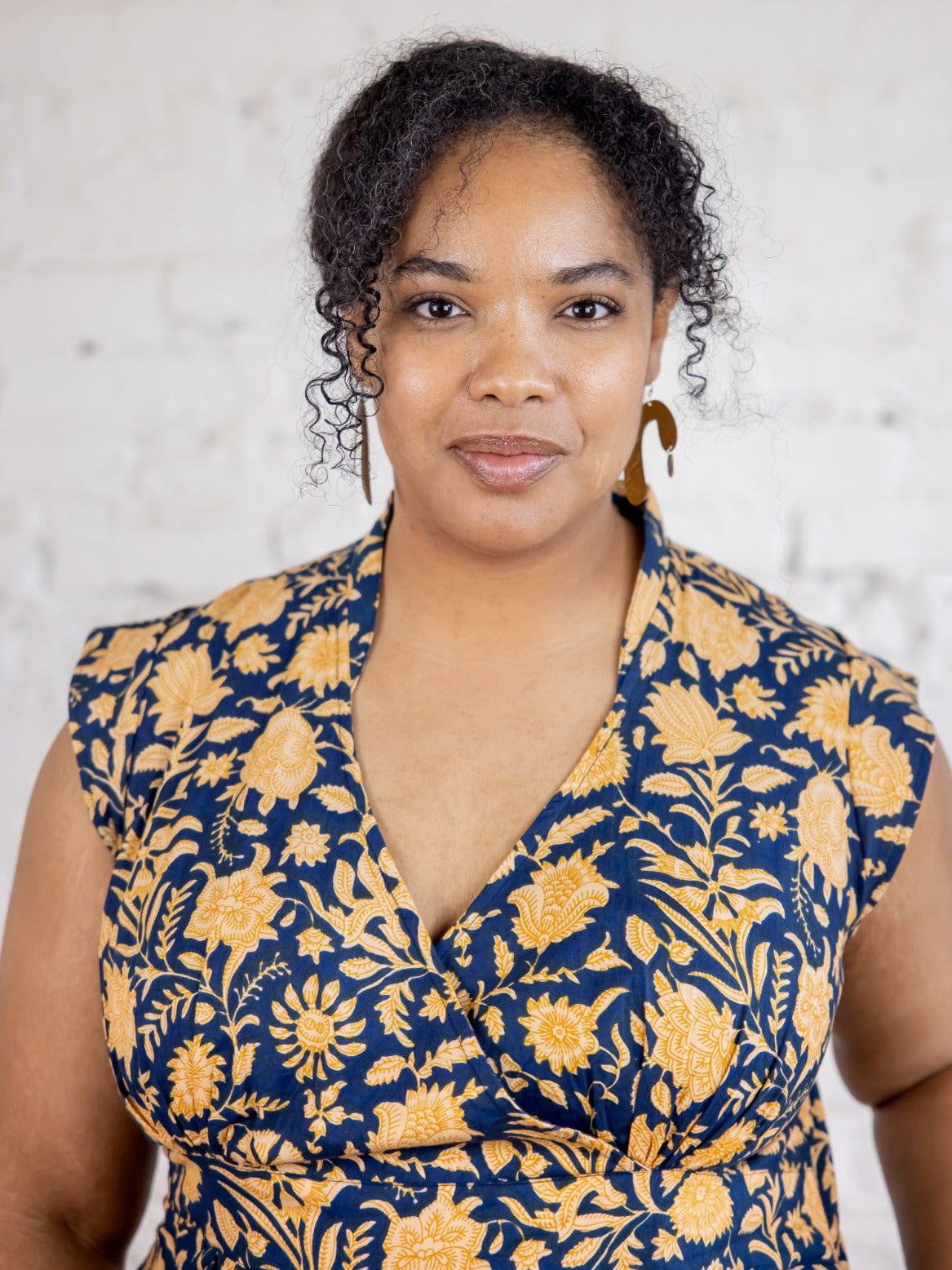 Lucille Plus Size Dress - Navy Botanical - Image 2