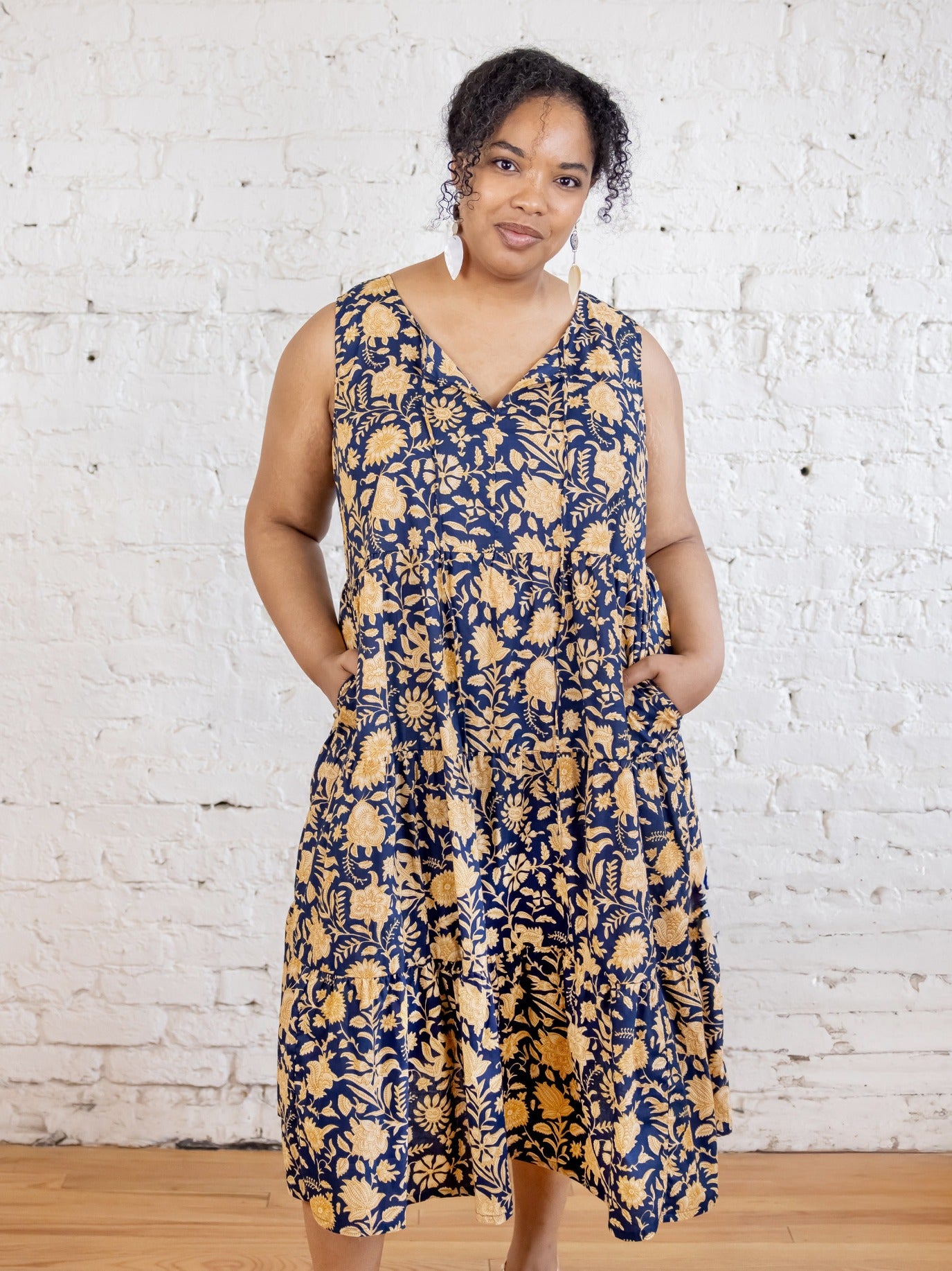 Thais Tiered Sleeveless Plus Size Dress - Navy Botanical - Image 3