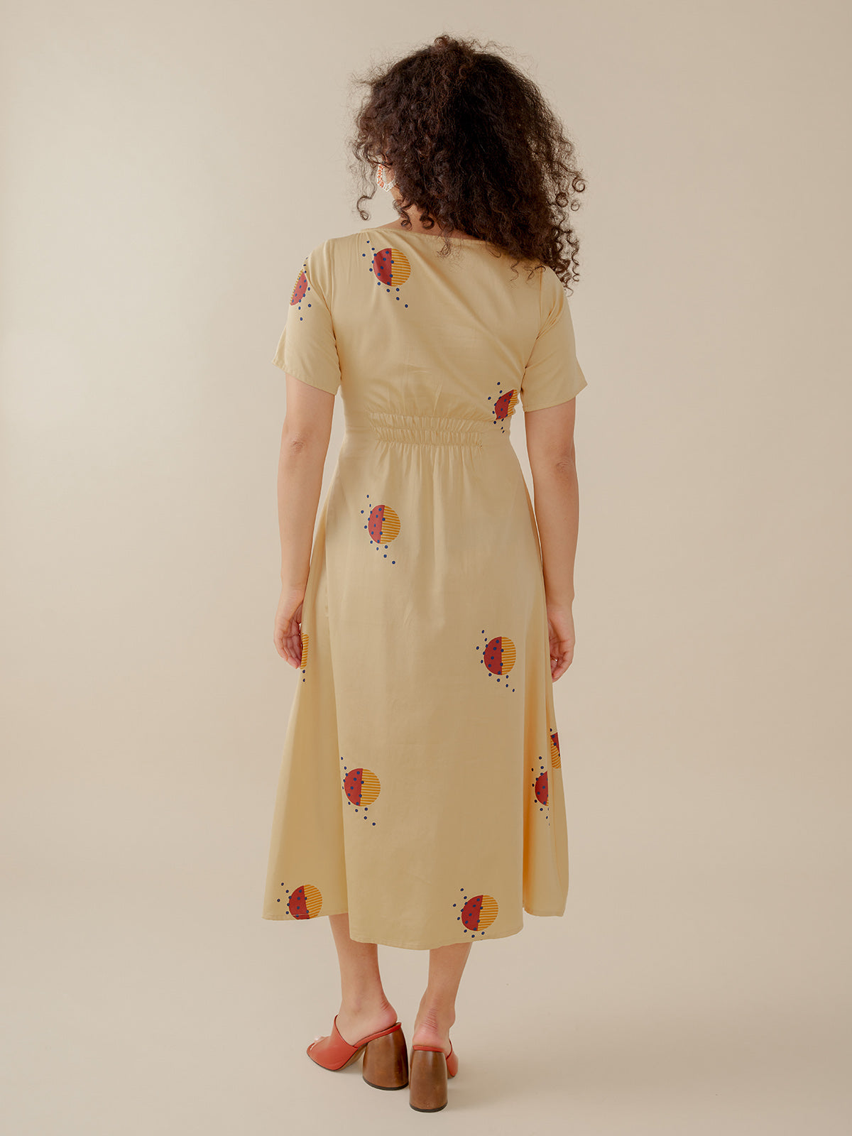 Artsy Traveler Midi Dress - Honeycomb - Image 3