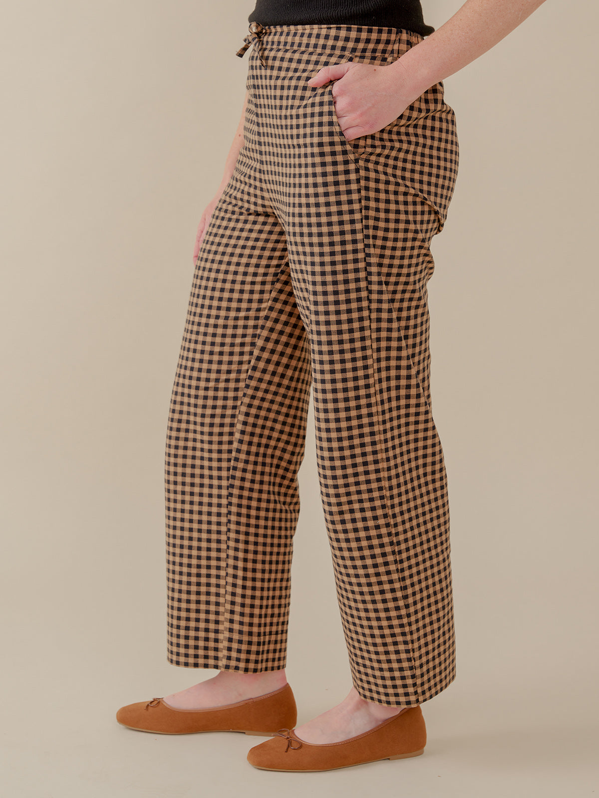 Emmy Drawstring Pant - Black and Tan Small Gingham - 图片 2