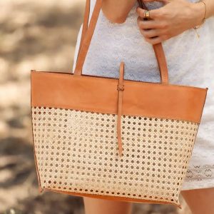 Ellie Wicker Tote in Tan