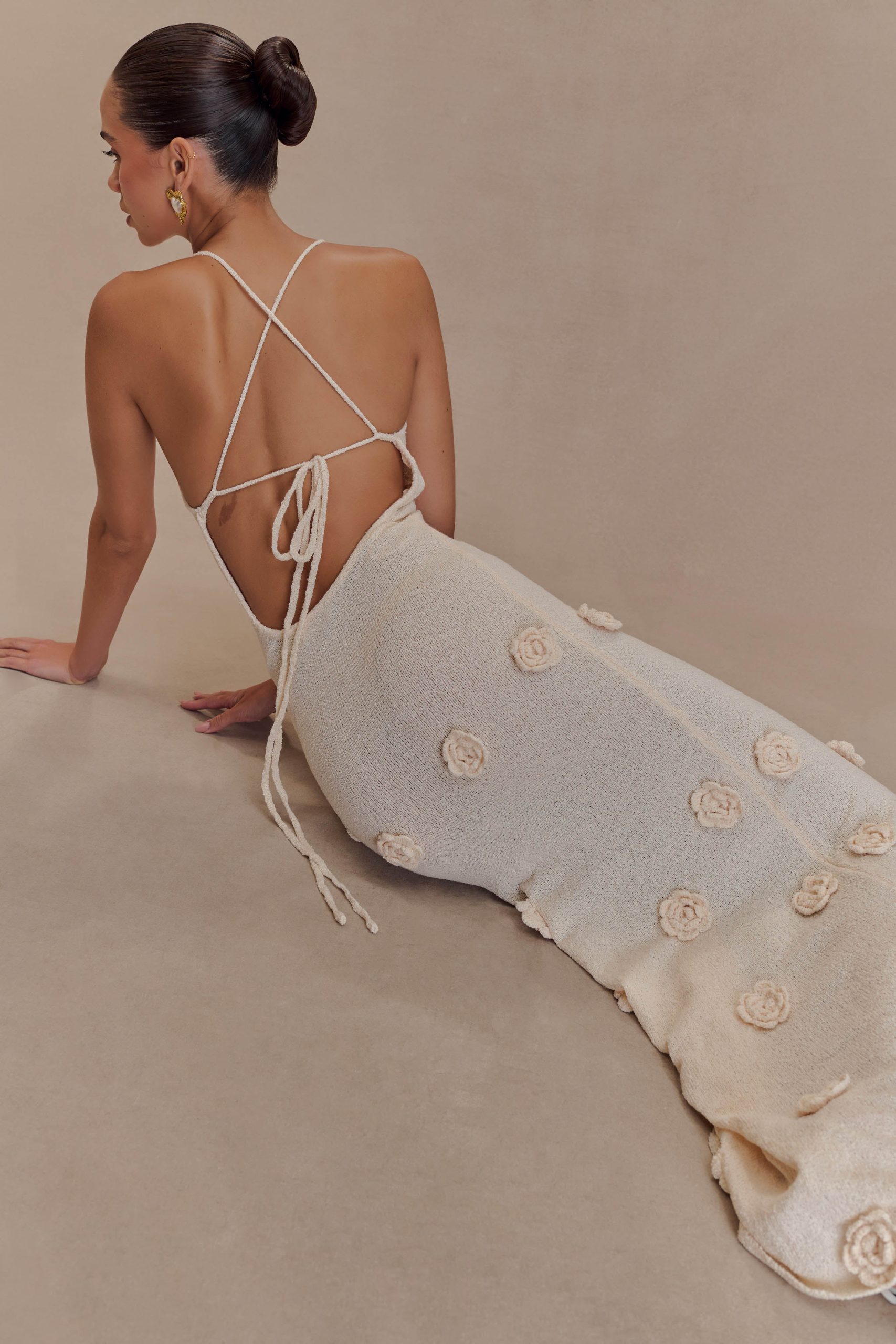Suki Knit Maxi Dress With Flowers - Nude - Image 3