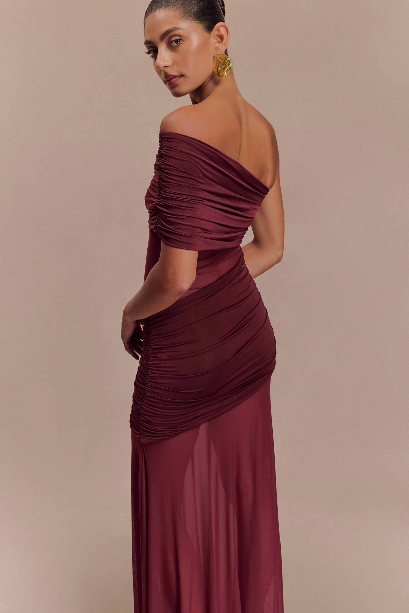 Dallas One Shoulder Mesh Maxi Dress - Burgundy - Image 5