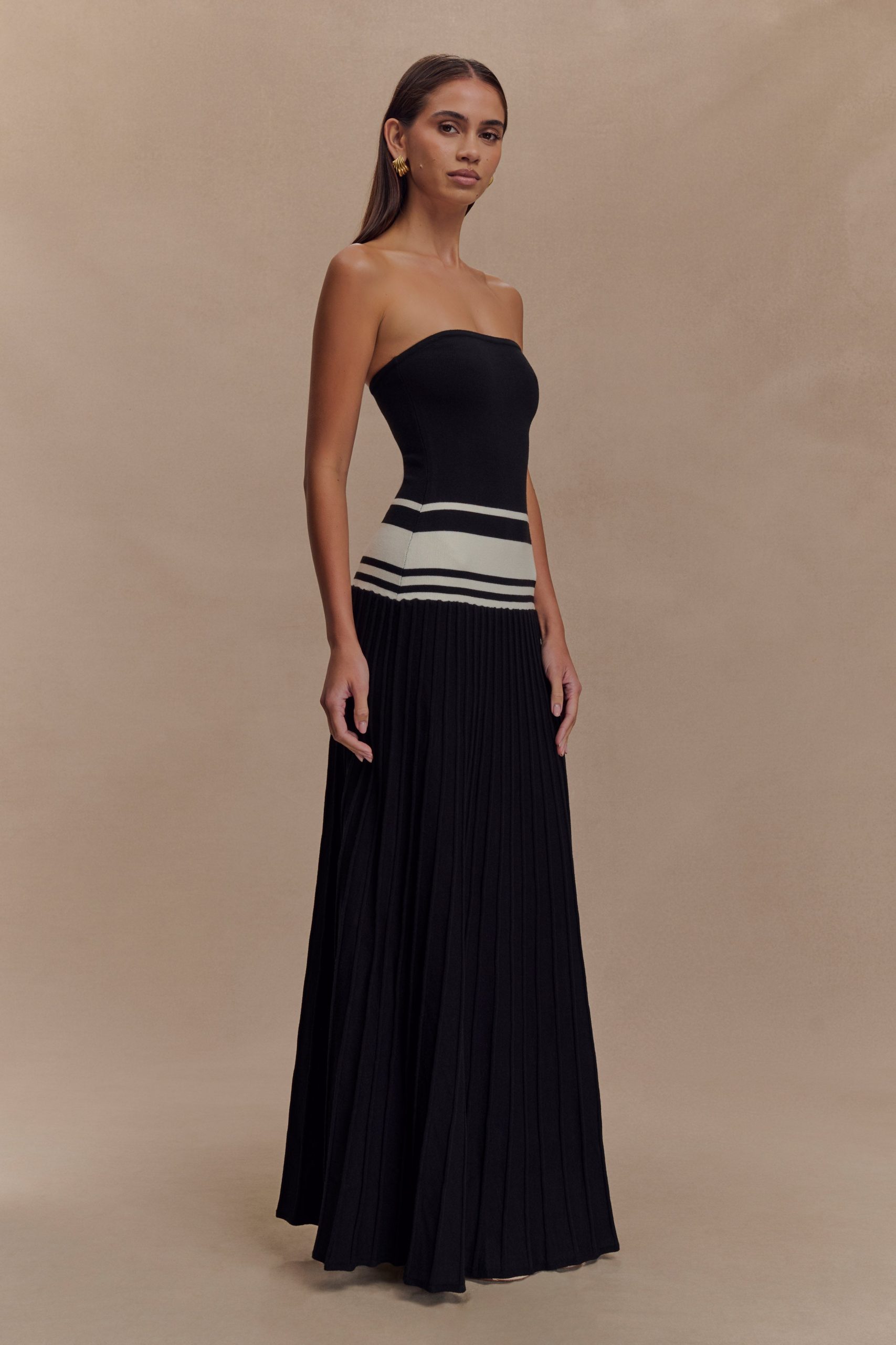 Solaris Strapless Contrast Knit Maxi Dress - Black/White - Image 5